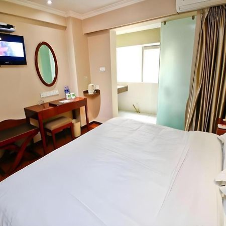 Greentree Inn Xi'An Bell And Drum Tower Food Street Ancient City Wall Ximen Express Hotel Exterior foto
